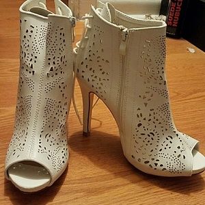 Forever Pumps 6 inch heel